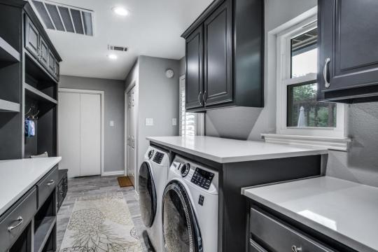 laundry-room-remodel-coppell01