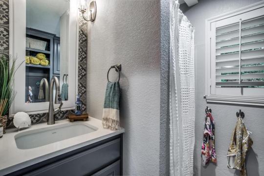 laundry-room-remodel-coppell04