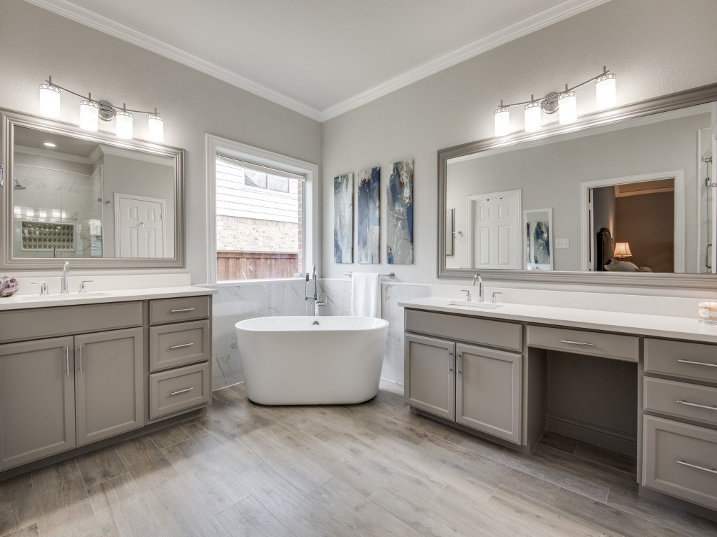 Featured image for “Transitional Master Bathroom”