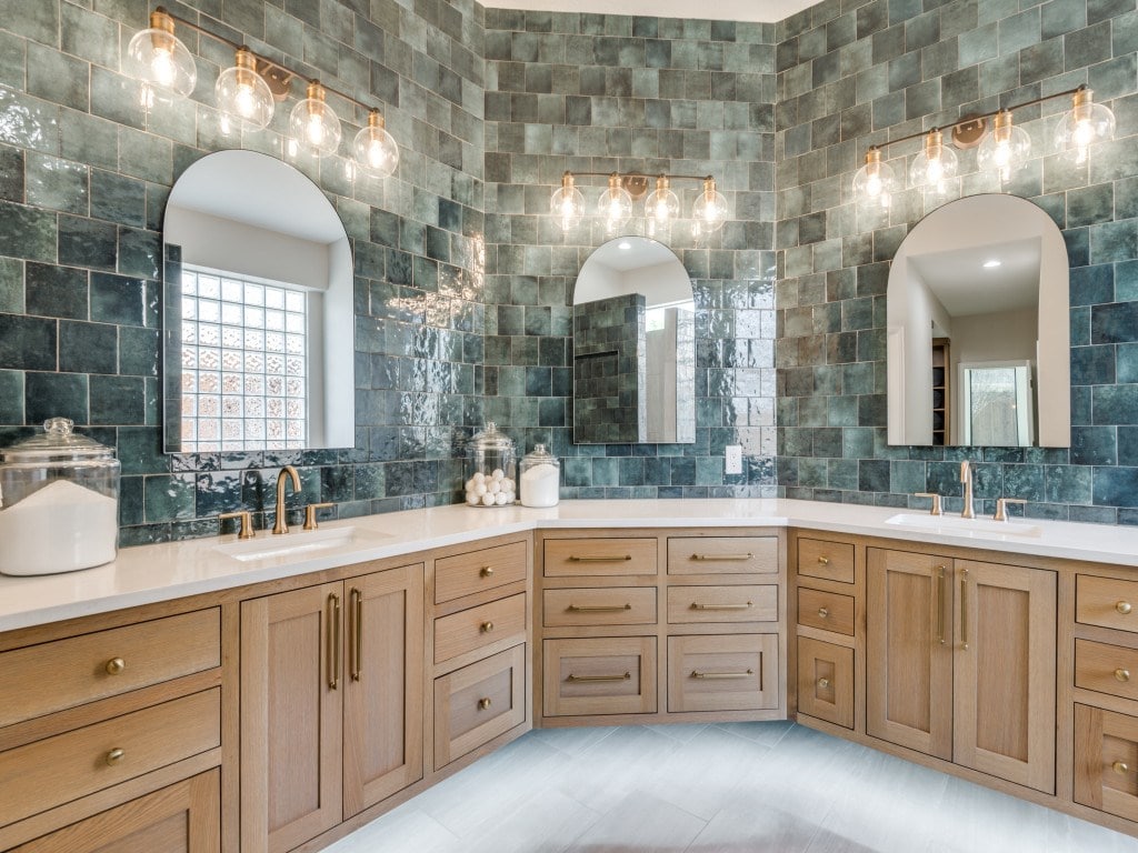 Luxury Bathroom Remodeling by DFW Improved